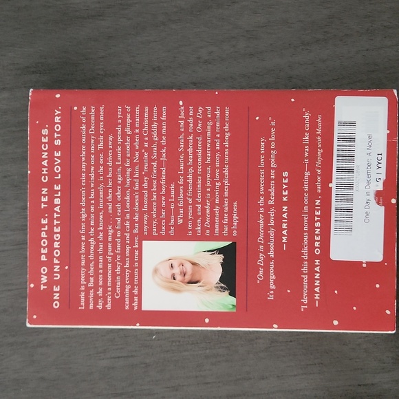 📚3/$20 One day in December by Josie Silver - Picture 3 of 3